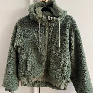 Lululemon Reversible Sherpa Bomber Hoodie Size 4 (Like New)